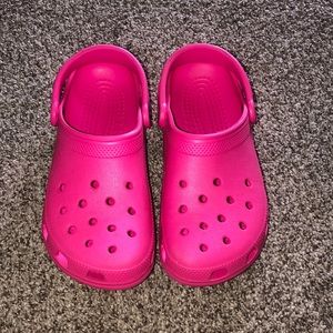 pink crocs ON HOLD FOR @maliahjade